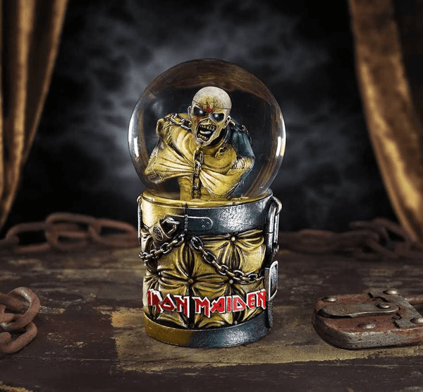 Iron Maiden Piece Of Mind Snow Globe 17.5cm nemesis now - punk to funk heaven