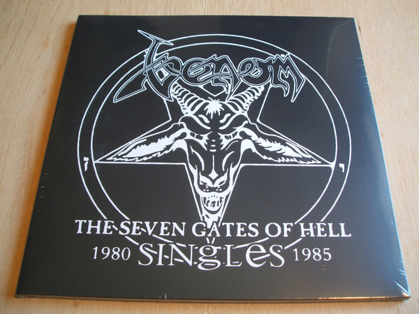 Venom  ‎–  The Seven Gates Of Hell: The Singles 2 x vinyl lp red