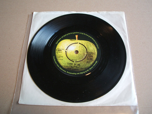 Paul McCartney And Wings - Junior's Farm Vinyl 7" 45 RPM Single Push-out Centre